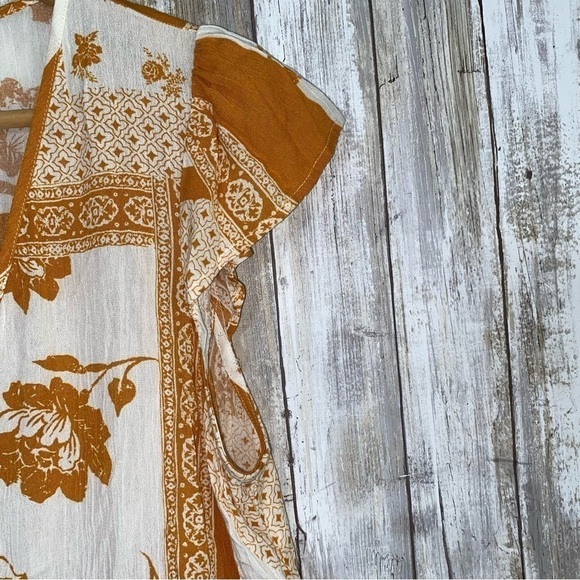 Chloe & Katie Patchwork Floral Blouse - Picture 2 of 6